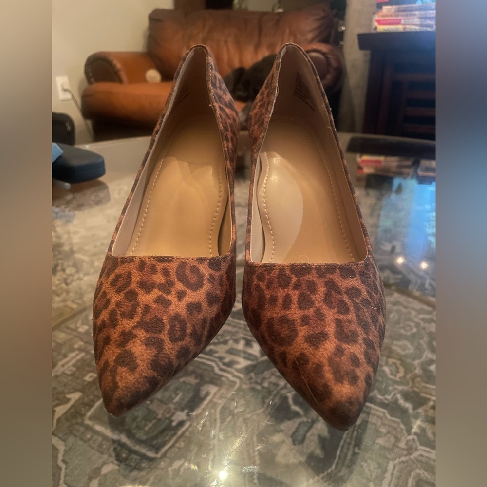 Leopard pump - Picture 2 of 2
